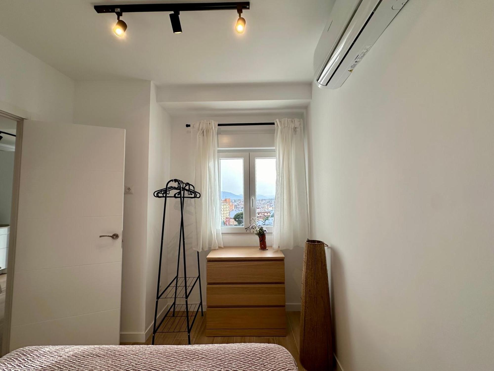 Appartement Atico Con Solarium Y Bbq Cerca Del Centro 6 Pax à Málaga Extérieur photo