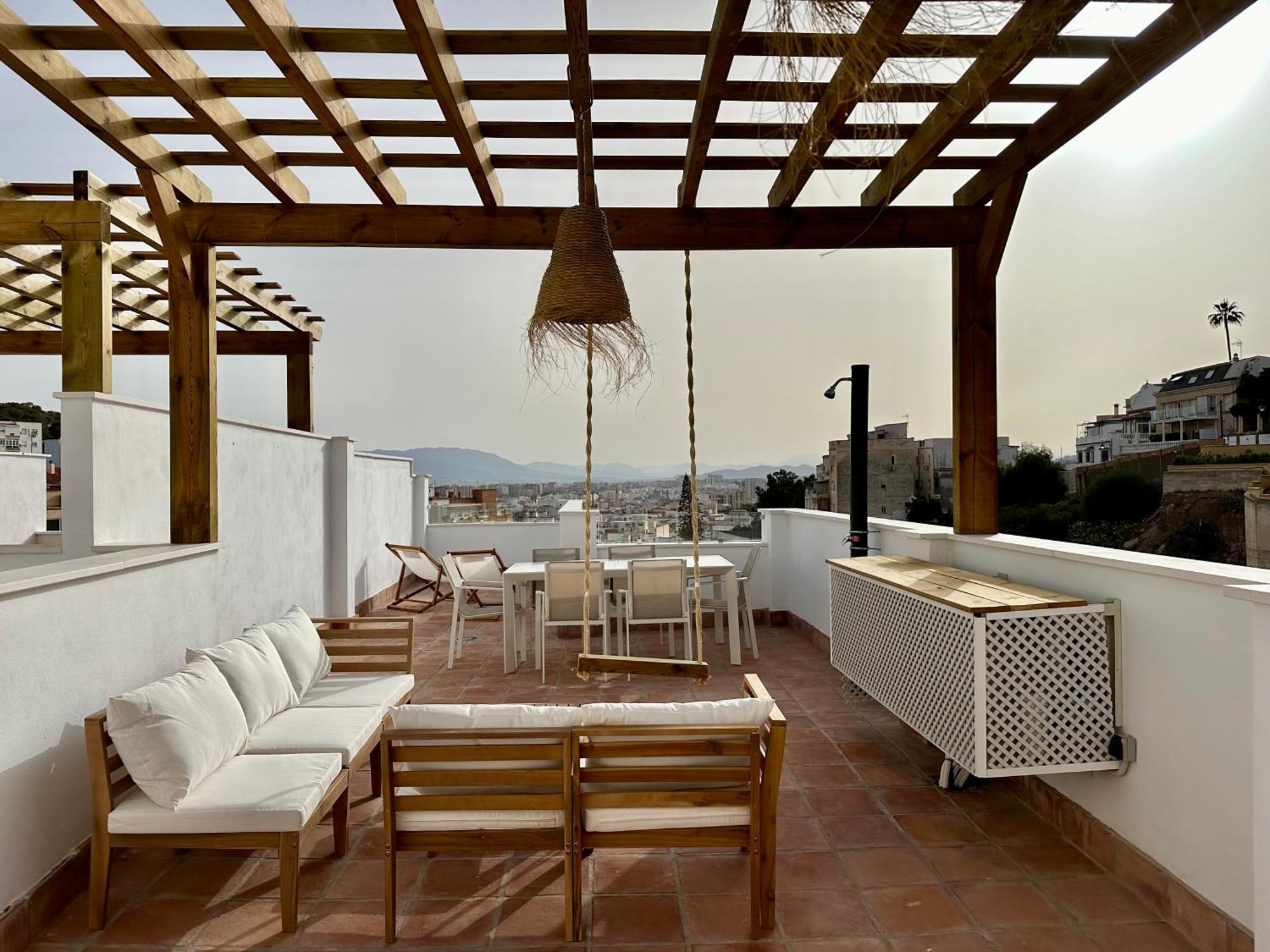 Appartement Atico Con Solarium Y Bbq Cerca Del Centro 6 Pax à Málaga Extérieur photo
