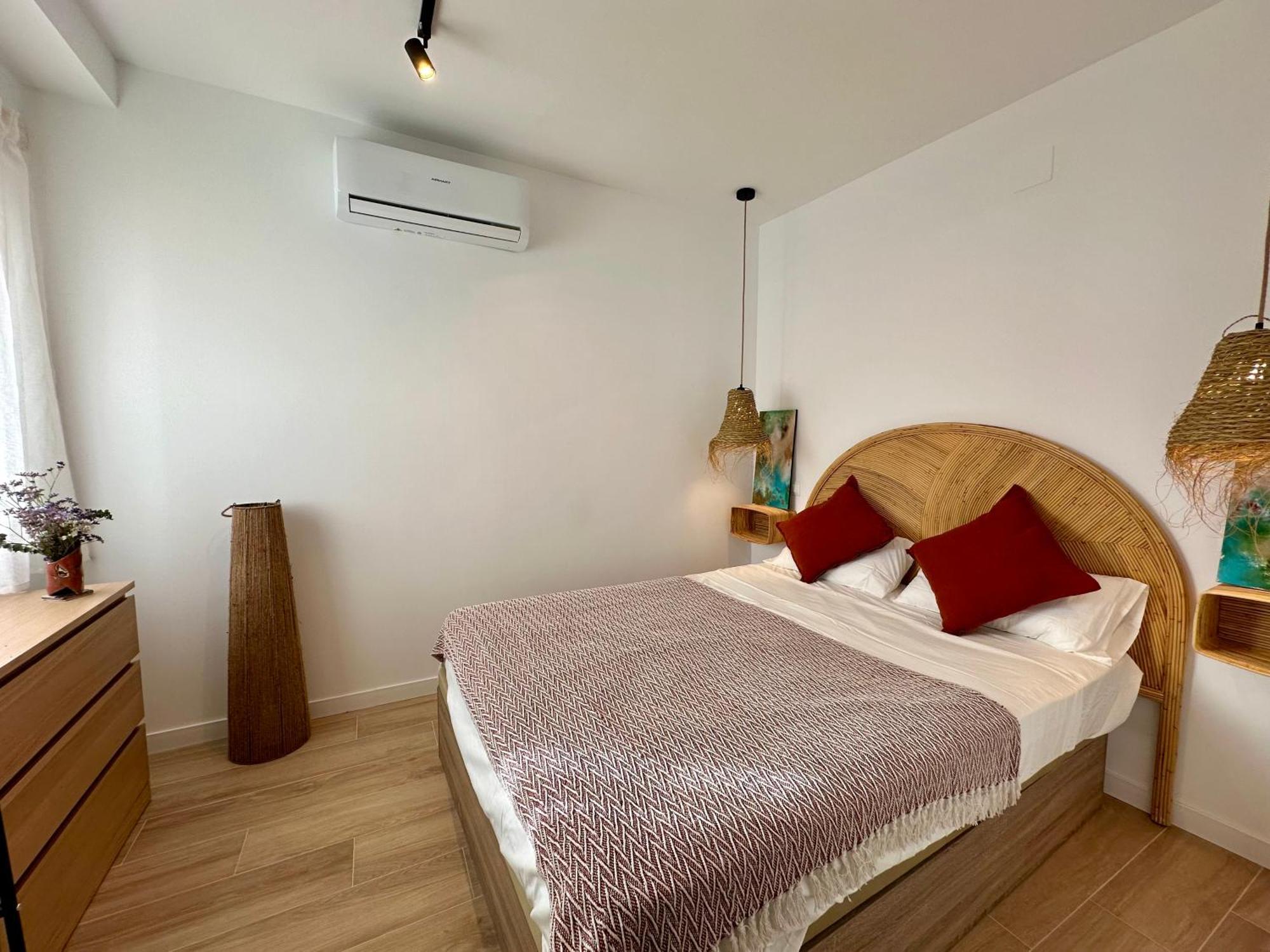 Appartement Atico Con Solarium Y Bbq Cerca Del Centro 6 Pax à Málaga Extérieur photo